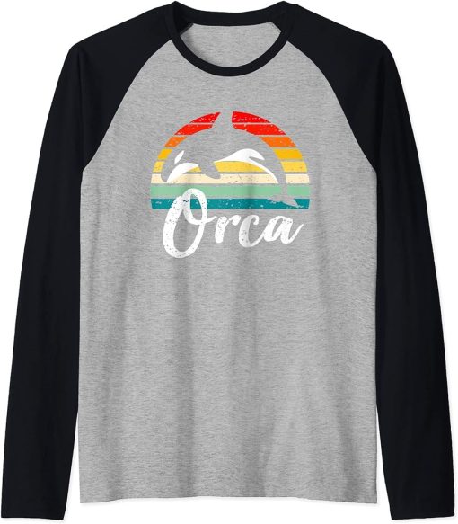 Vintage Retro Orca Sunset Fun Killer Whale Gift For Fans Raglan Baseball Tee